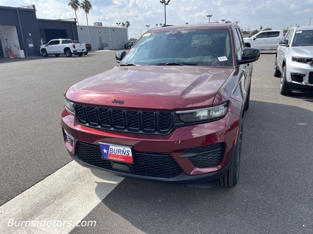 2024 Jeep Grand Cherokee Altitude