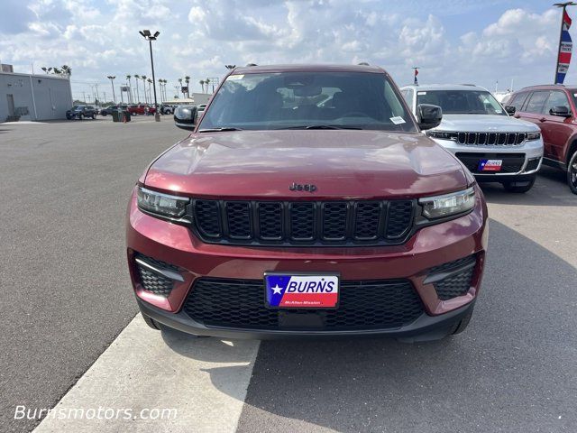 2024 Jeep Grand Cherokee Altitude