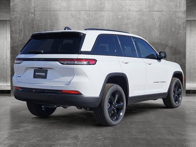 2024 Jeep Grand Cherokee Altitude