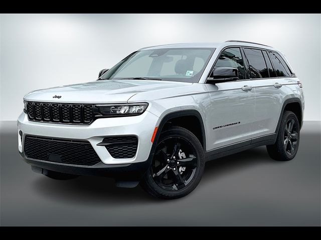 2024 Jeep Grand Cherokee Altitude