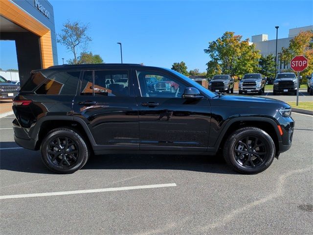 2024 Jeep Grand Cherokee Altitude