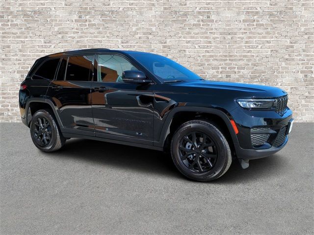 2024 Jeep Grand Cherokee Altitude