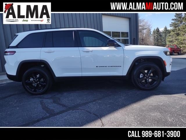 2024 Jeep Grand Cherokee Altitude