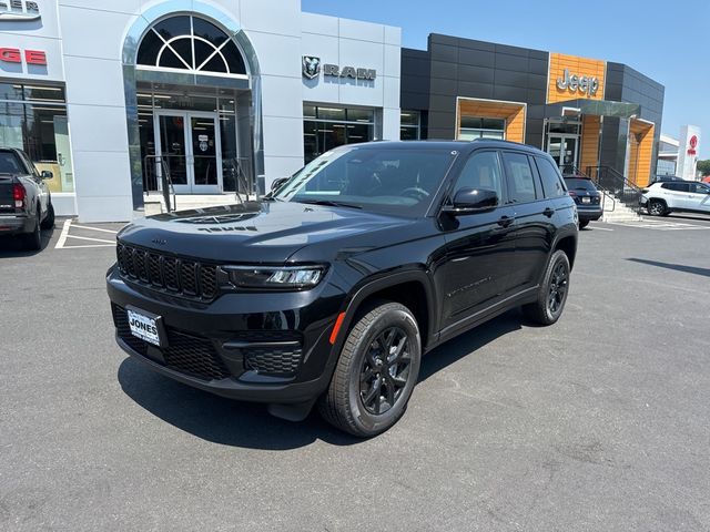 2024 Jeep Grand Cherokee Altitude