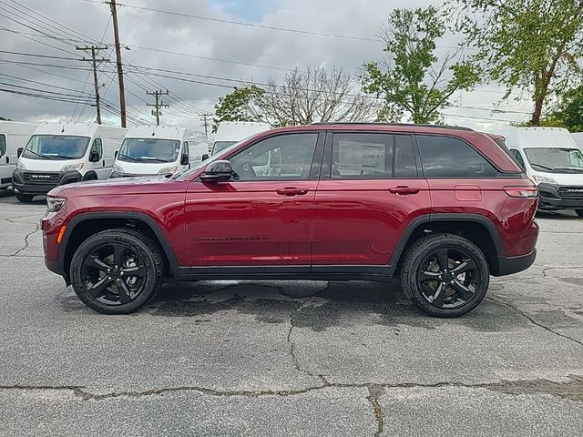 2024 Jeep Grand Cherokee Altitude