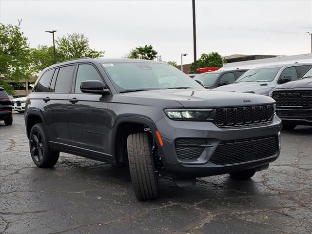 2024 Jeep Grand Cherokee Altitude