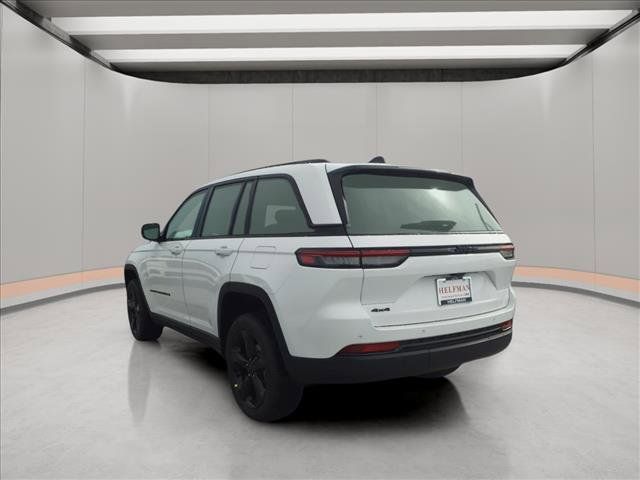 2024 Jeep Grand Cherokee Altitude