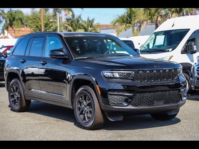 2024 Jeep Grand Cherokee Altitude