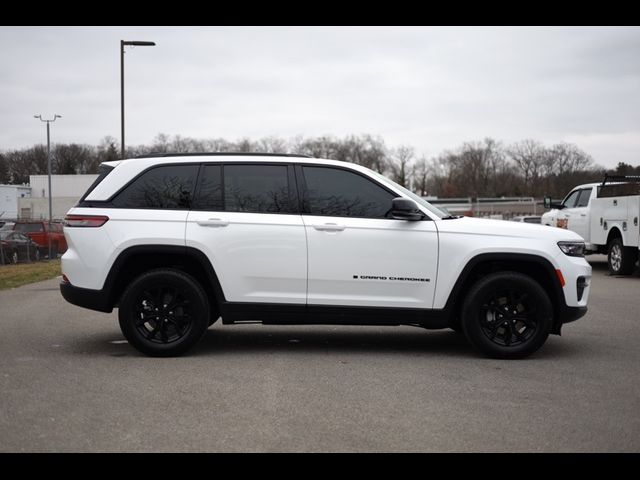 2024 Jeep Grand Cherokee Altitude