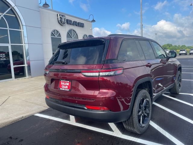 2024 Jeep Grand Cherokee Altitude