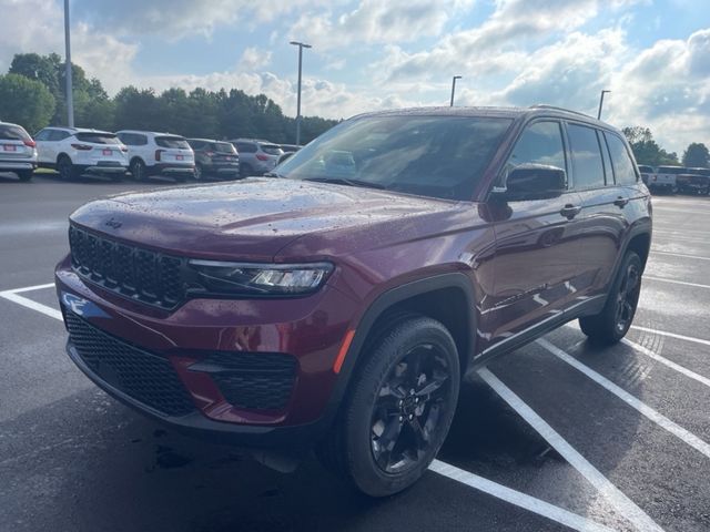 2024 Jeep Grand Cherokee Altitude