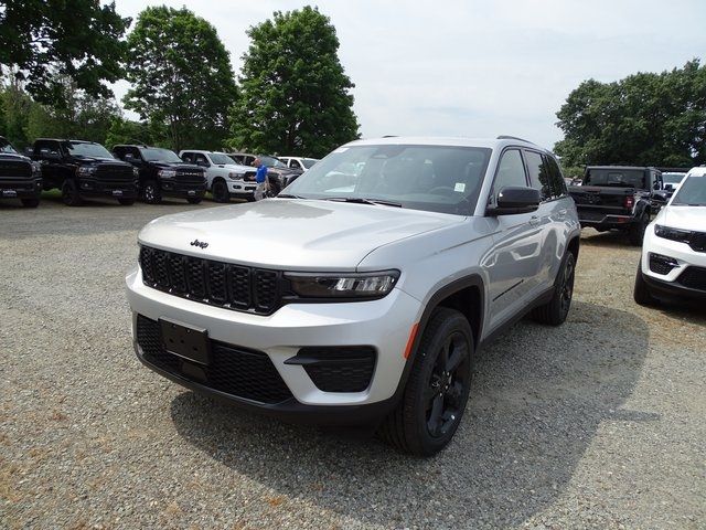 2024 Jeep Grand Cherokee Altitude X