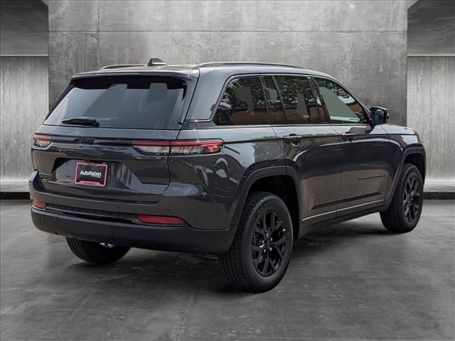 2024 Jeep Grand Cherokee Altitude