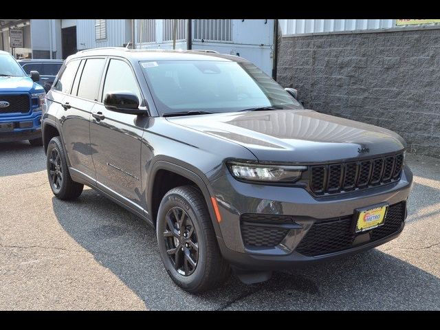 2024 Jeep Grand Cherokee Altitude