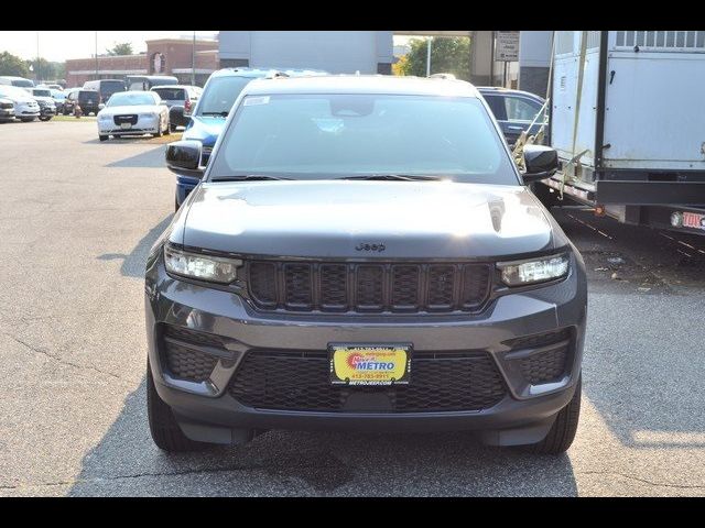 2024 Jeep Grand Cherokee Altitude