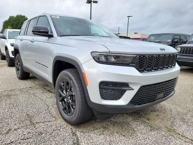 2024 Jeep Grand Cherokee Altitude