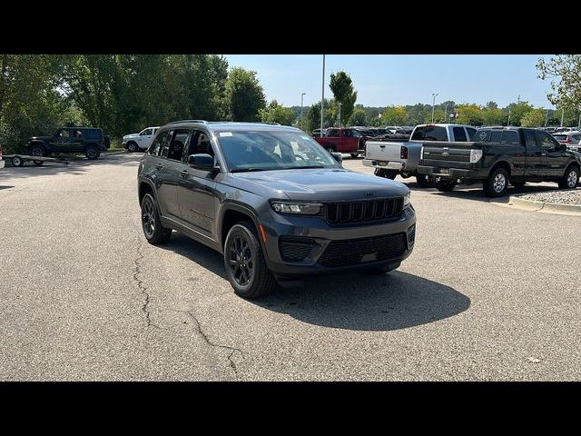 2024 Jeep Grand Cherokee Altitude