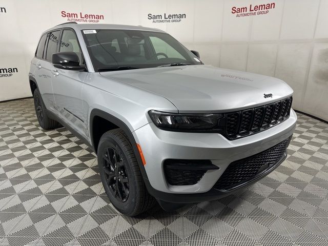 2024 Jeep Grand Cherokee Altitude