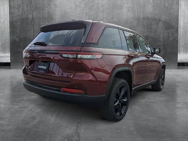 2024 Jeep Grand Cherokee Altitude