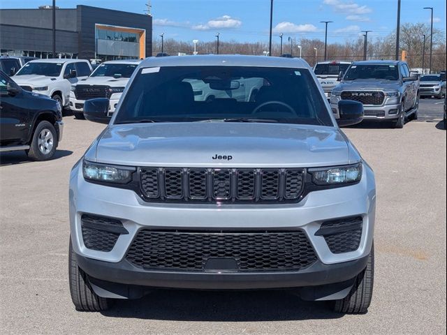 2024 Jeep Grand Cherokee Altitude