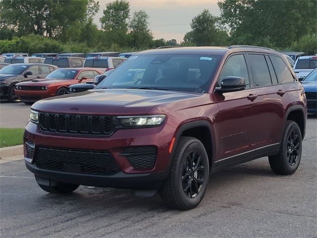 2024 Jeep Grand Cherokee Altitude