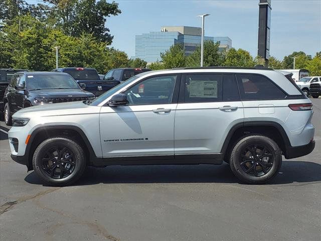 2024 Jeep Grand Cherokee Altitude