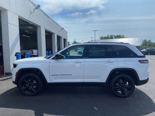 2024 Jeep Grand Cherokee Altitude