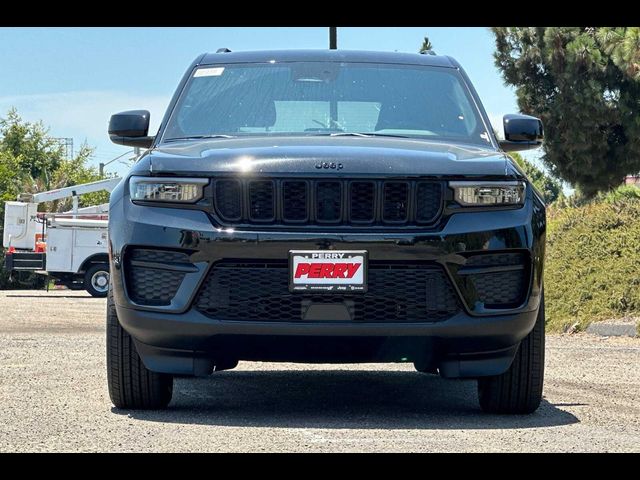 2024 Jeep Grand Cherokee Altitude