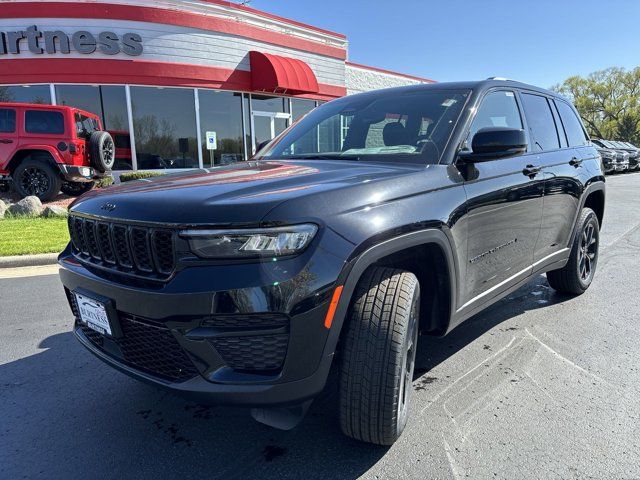 2024 Jeep Grand Cherokee Altitude