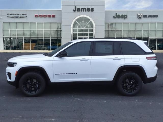 2024 Jeep Grand Cherokee Altitude