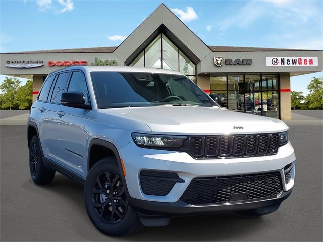 2024 Jeep Grand Cherokee Altitude