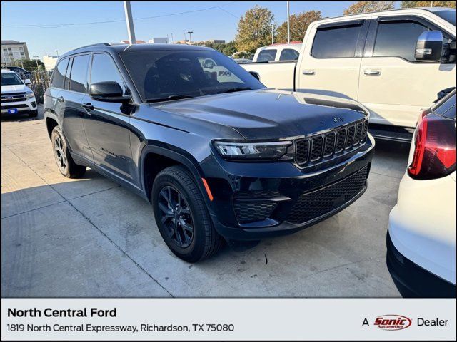 2024 Jeep Grand Cherokee Altitude