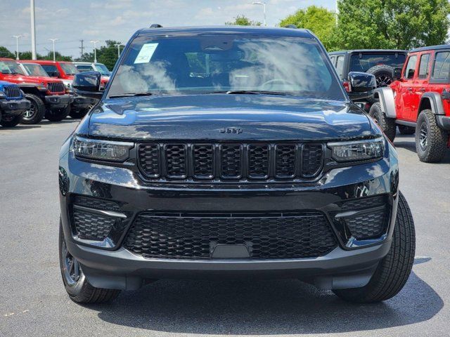 2024 Jeep Grand Cherokee Altitude