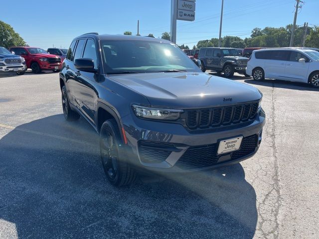 2024 Jeep Grand Cherokee Altitude