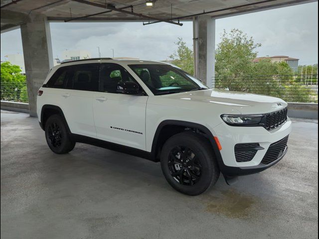 2024 Jeep Grand Cherokee Altitude