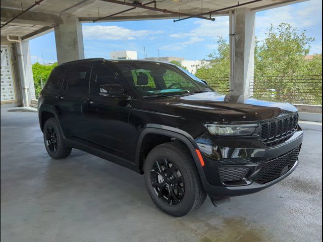 2024 Jeep Grand Cherokee Altitude