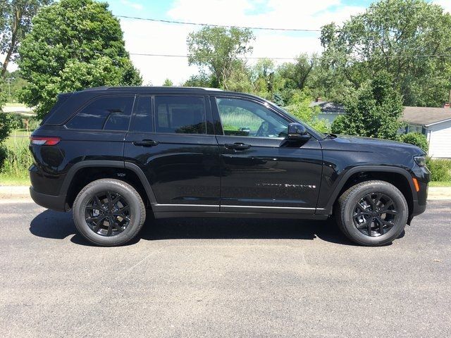 2024 Jeep Grand Cherokee Altitude X