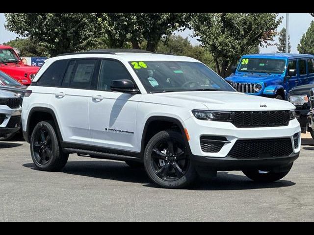 2024 Jeep Grand Cherokee Altitude