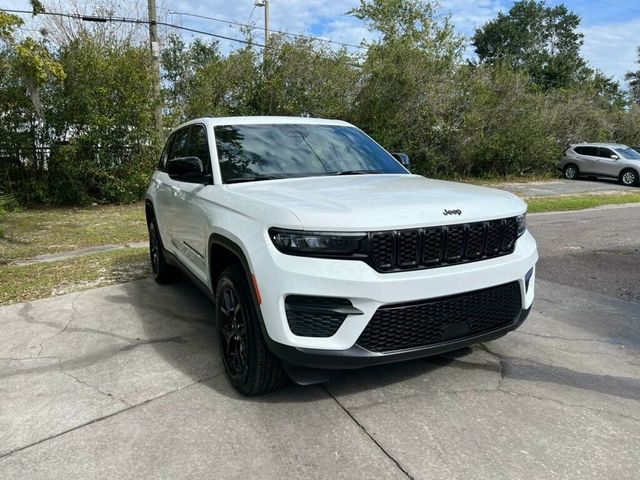 2024 Jeep Grand Cherokee Altitude