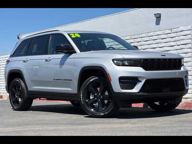 2024 Jeep Grand Cherokee Altitude