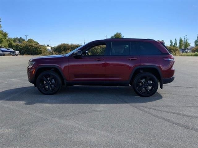 2024 Jeep Grand Cherokee Altitude