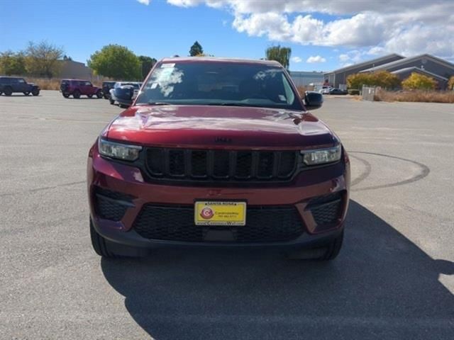 2024 Jeep Grand Cherokee Altitude