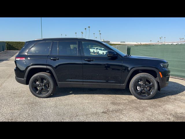 2024 Jeep Grand Cherokee Altitude X