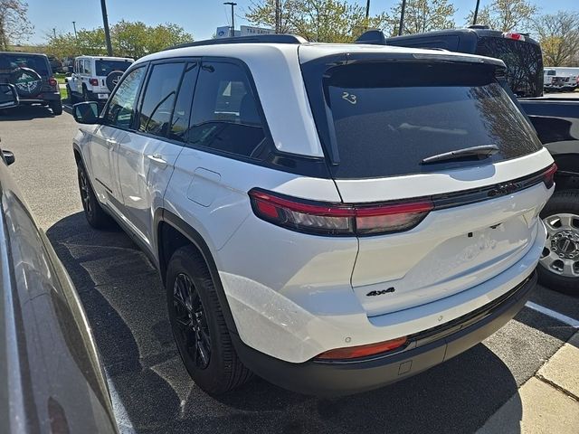 2024 Jeep Grand Cherokee Altitude