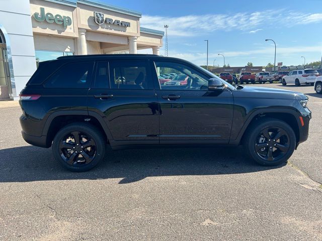 2024 Jeep Grand Cherokee Altitude X