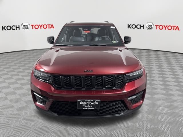 2024 Jeep Grand Cherokee Altitude