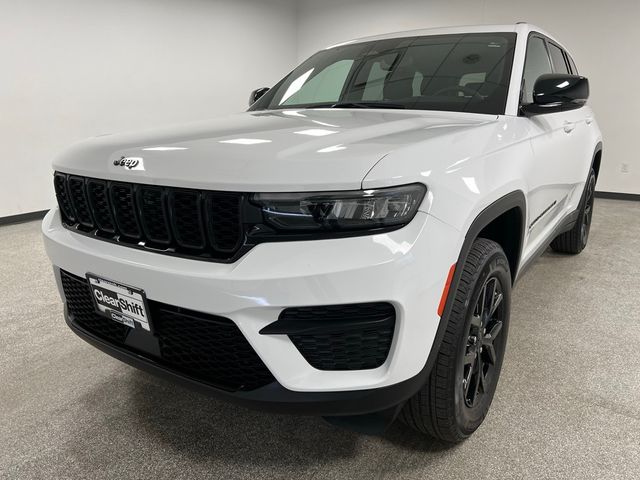 2024 Jeep Grand Cherokee Altitude