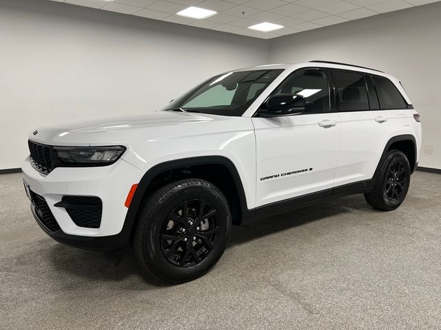 2024 Jeep Grand Cherokee Altitude