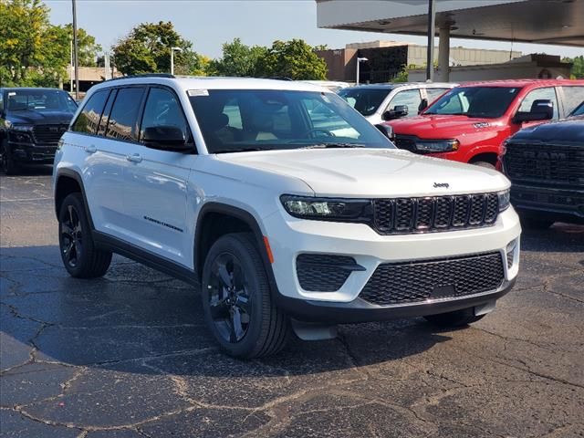 2024 Jeep Grand Cherokee Altitude X