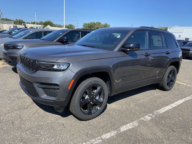 2024 Jeep Grand Cherokee Altitude X